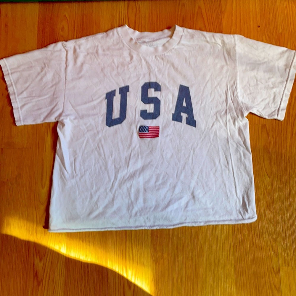 B Melville T